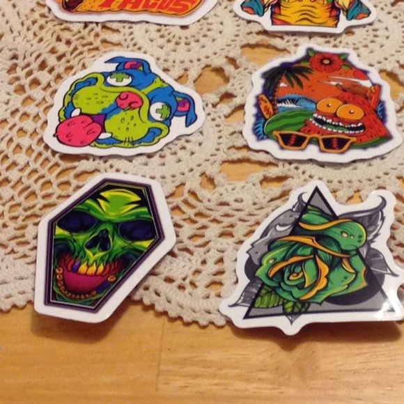 Cellphone, hydroflask stickers, weird, funky, psychedelic - Picture 5 of 5